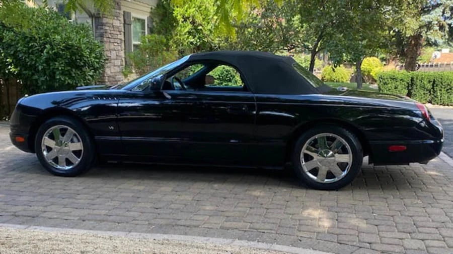 2003 Ford Thunderbird 11th Gen - Image 12 of 31