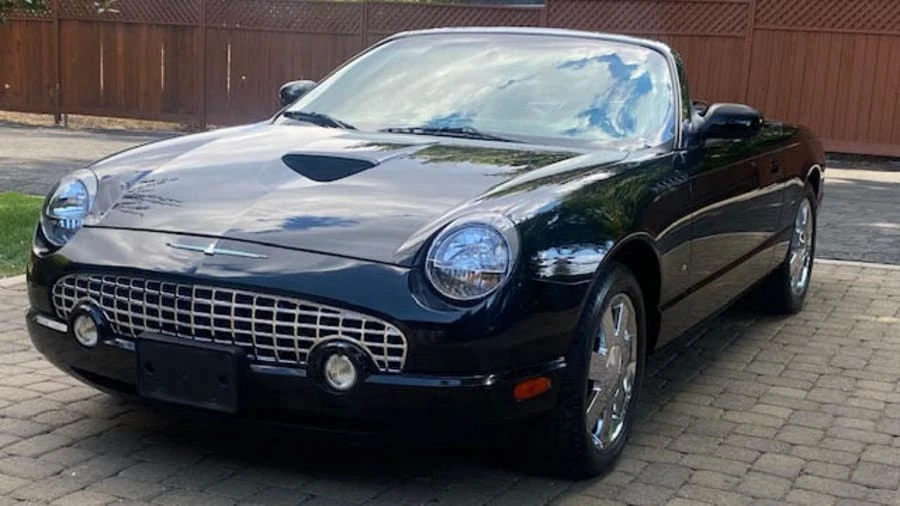 2003 Ford Thunderbird 11th Gen - Image 16 of 31