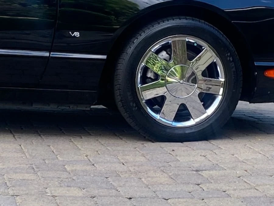 2003 Ford Thunderbird 11th Gen - Image 18 of 31