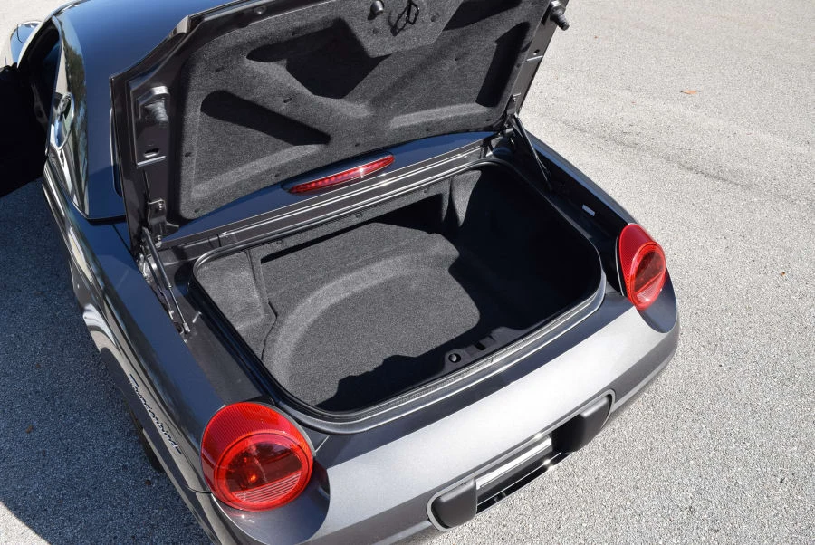 2003 Ford Thunderbird 11th Gen - Image 6 of 11