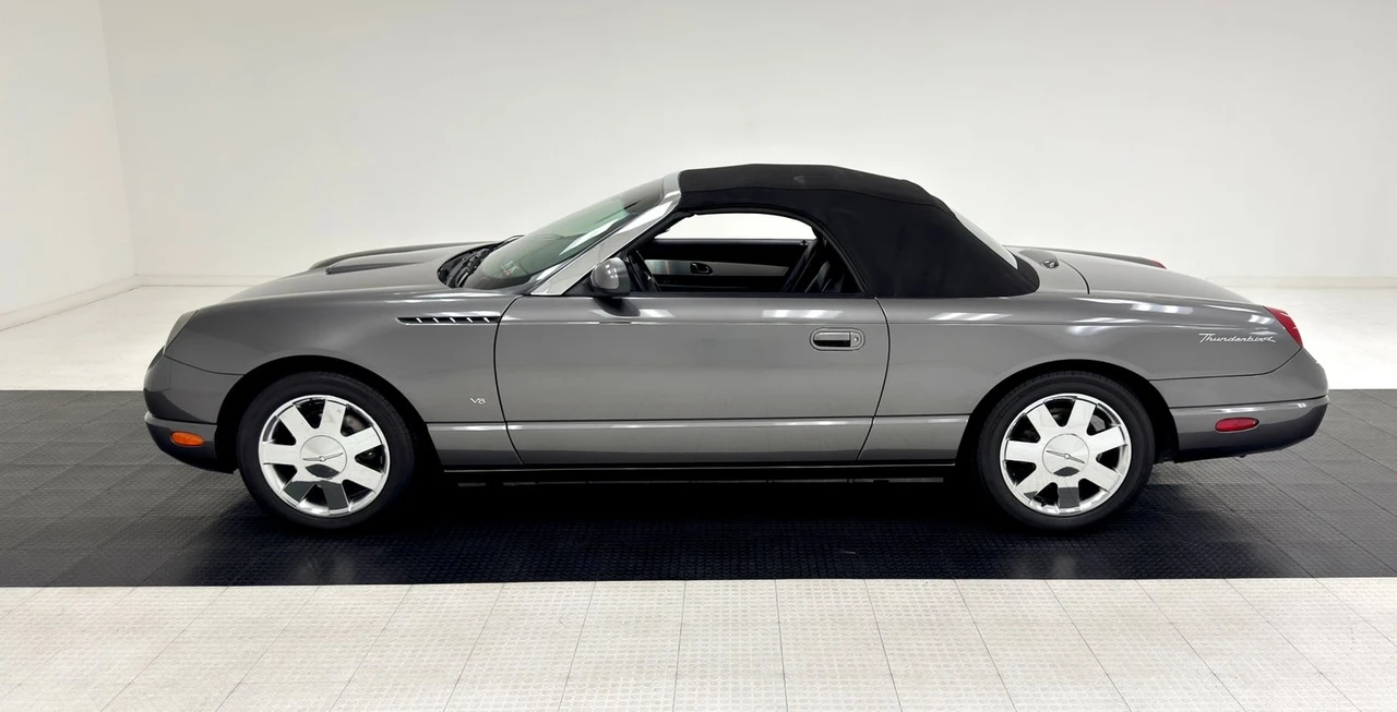 2003 Ford Thunderbird 11th Gen - Image 5 of 12
