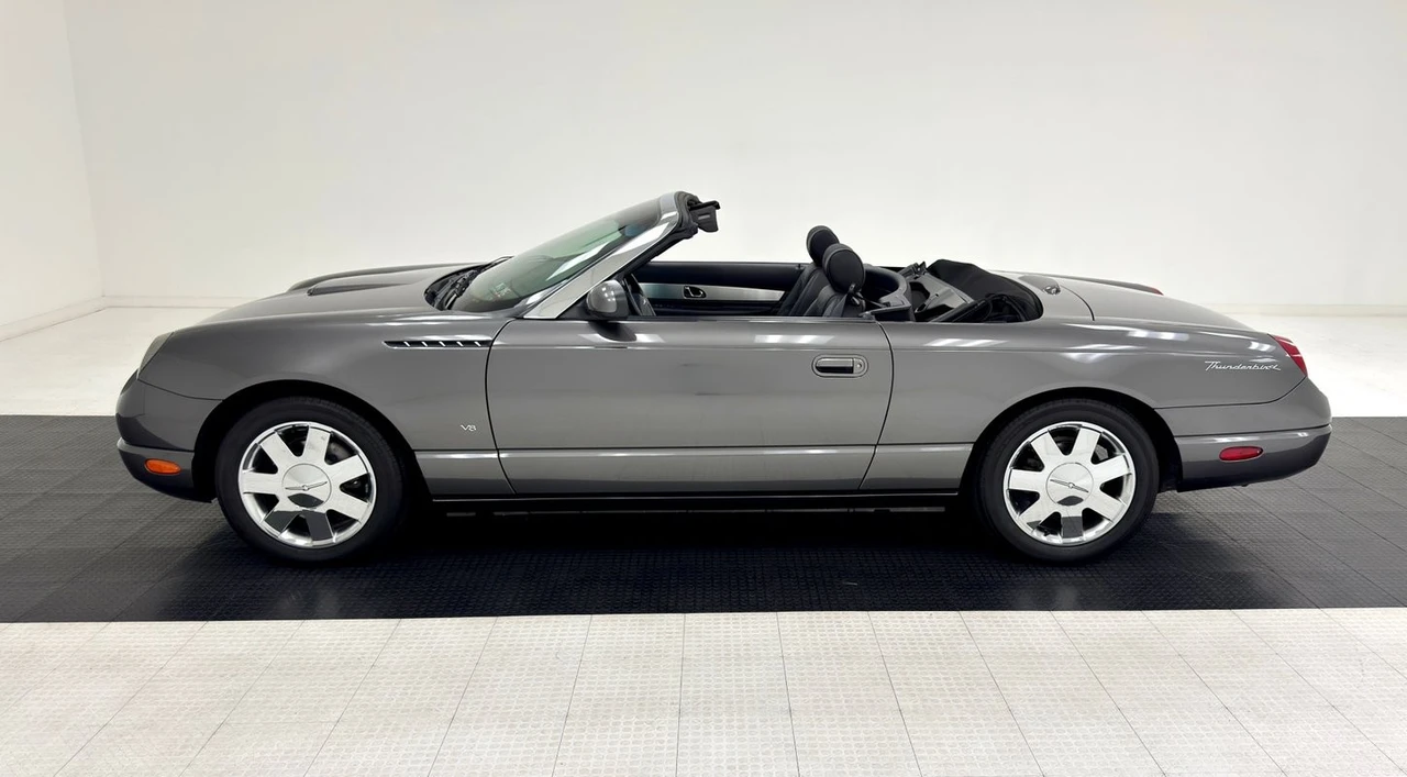 2003 Ford Thunderbird 11th Gen - Image 6 of 12