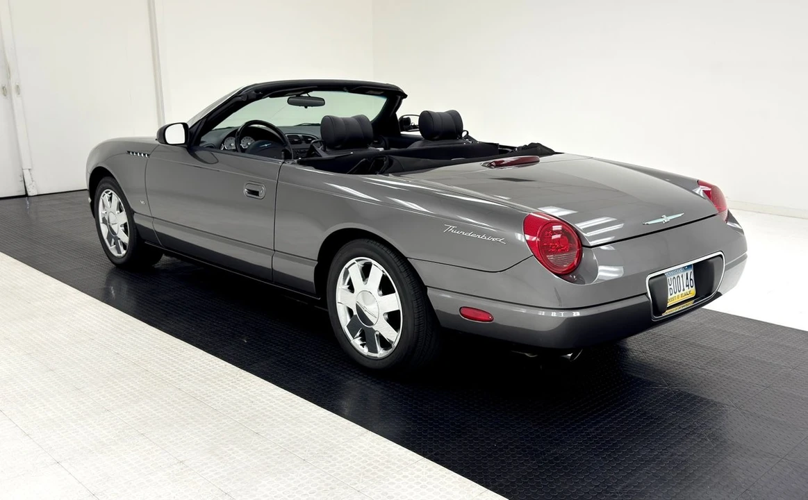 2003 Ford Thunderbird 11th Gen - Image 9 of 12