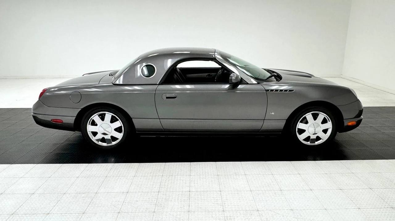 2003 Ford Thunderbird 11th Gen - Image 12 of 12