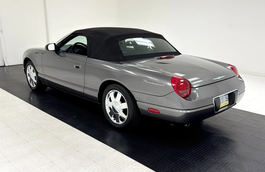 2003 Ford Thunderbird 11th Gen - Image 8 of 12