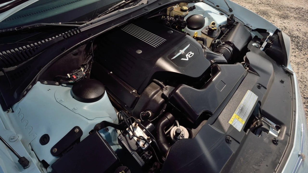 2003 Ford Thunderbird 11th Gen - Image 7 of 31