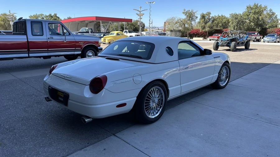 2003 Ford Thunderbird 11th Gen - Image 2 of 4