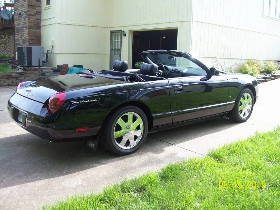 2003 Ford Thunderbird 11th Gen - Image 8 of 9
