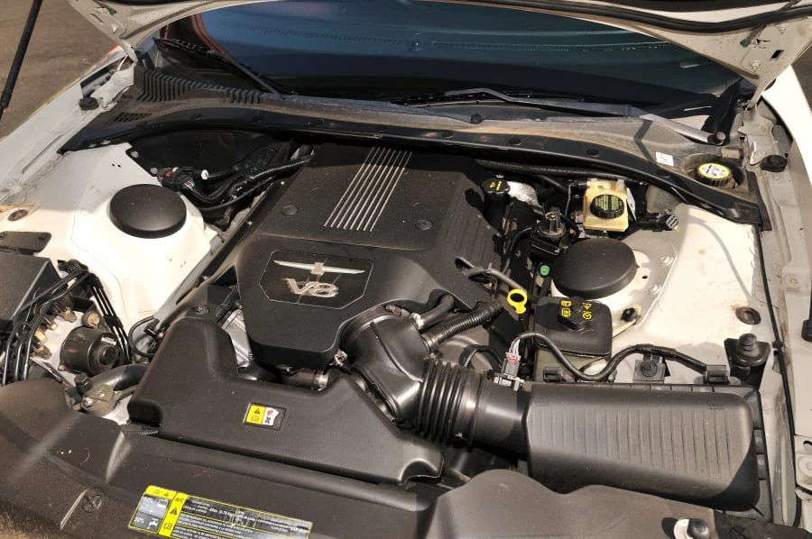2003 Ford Thunderbird 11th Gen - Image 7 of 11