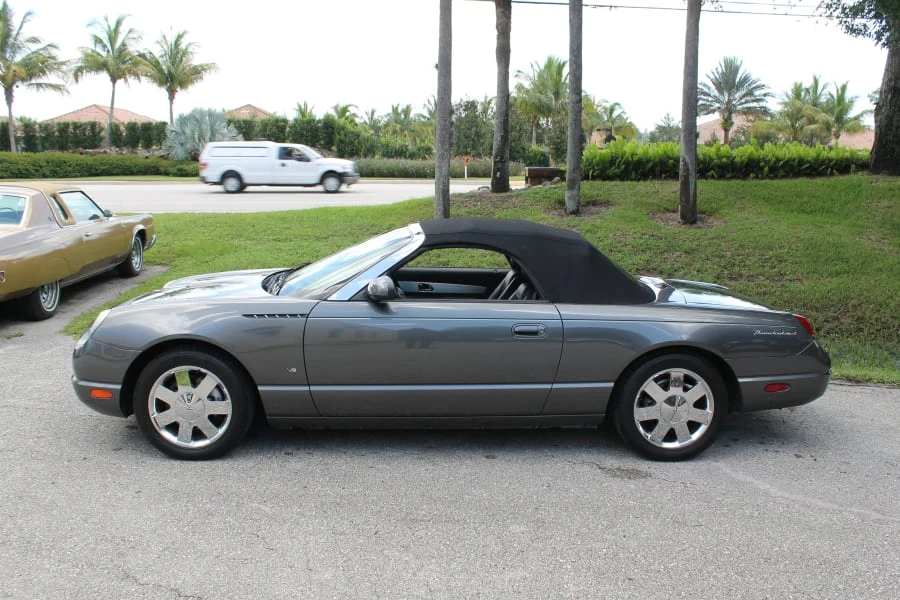 2003 Ford Thunderbird 11th Gen - Image 2 of 12