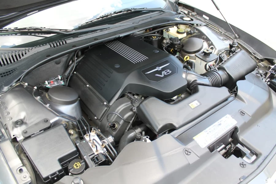 2003 Ford Thunderbird 11th Gen - Image 6 of 12