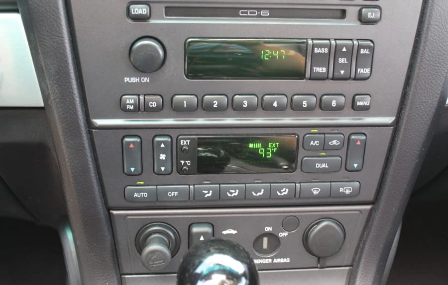 2003 Ford Thunderbird 11th Gen - Image 10 of 12