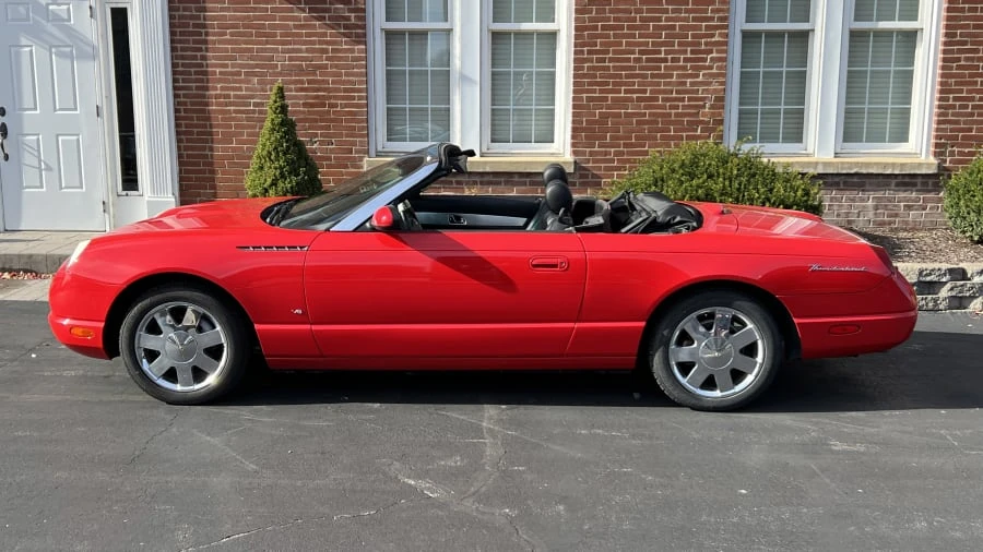 2003 Ford Thunderbird 11th Gen - Image 2 of 10