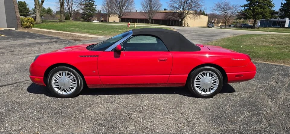 2003 Ford Thunderbird 11th Gen - Image 13 of 20