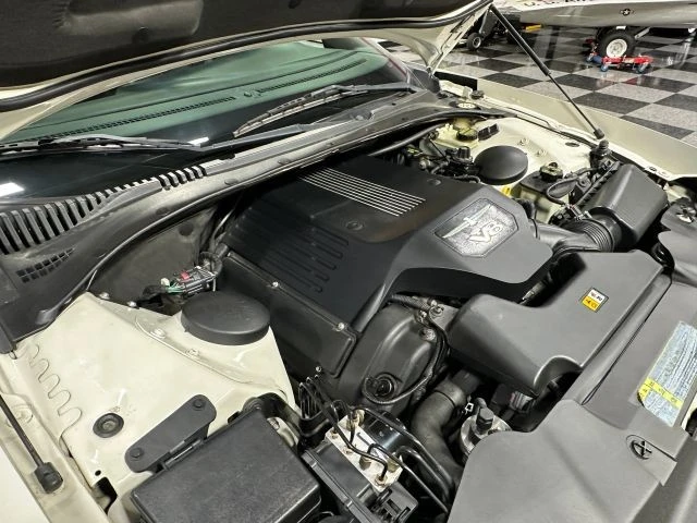 2003 Ford Thunderbird 11th Gen - Image 27 of 31