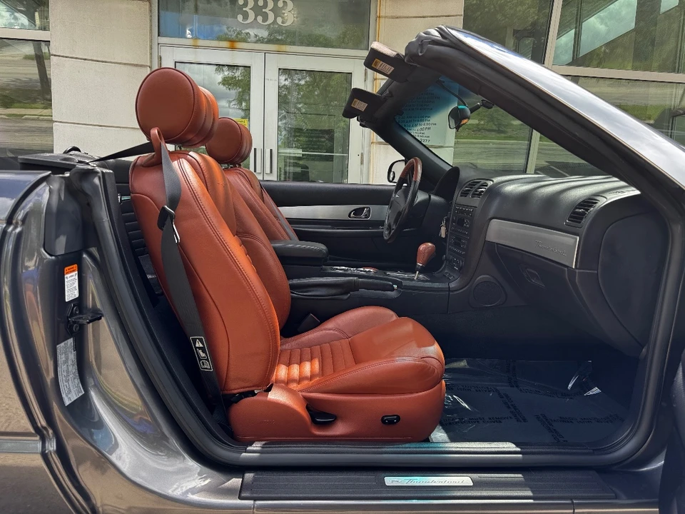 2003 Ford Thunderbird 11th Gen - Image 18 of 27