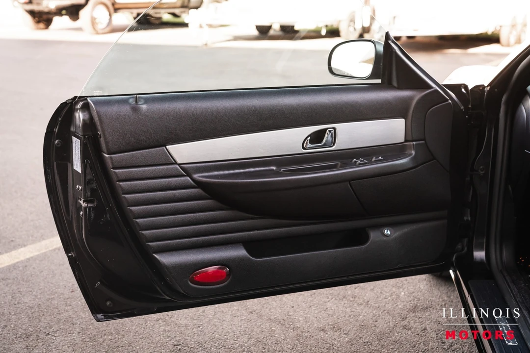 2003 Ford Thunderbird 11th Gen - Image 17 of 31