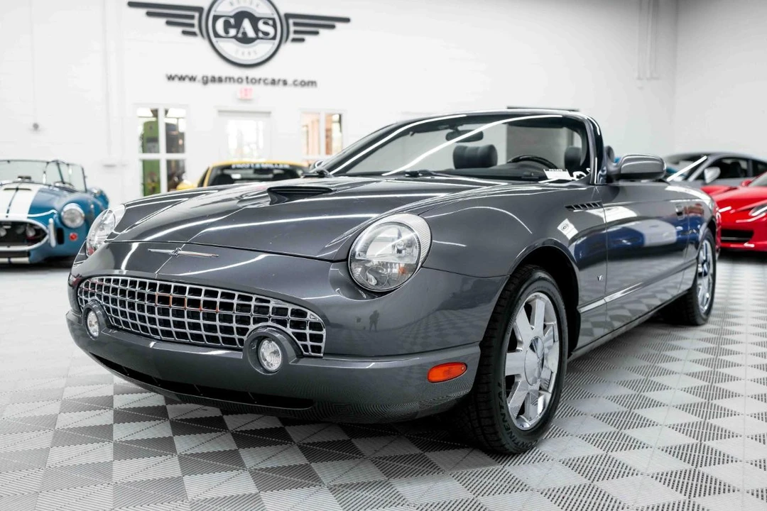 2003 Ford Thunderbird 11th Gen - Image 3 of 31