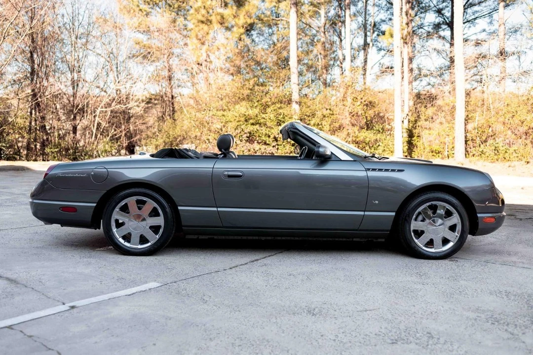 2003 Ford Thunderbird 11th Gen - Image 6 of 31