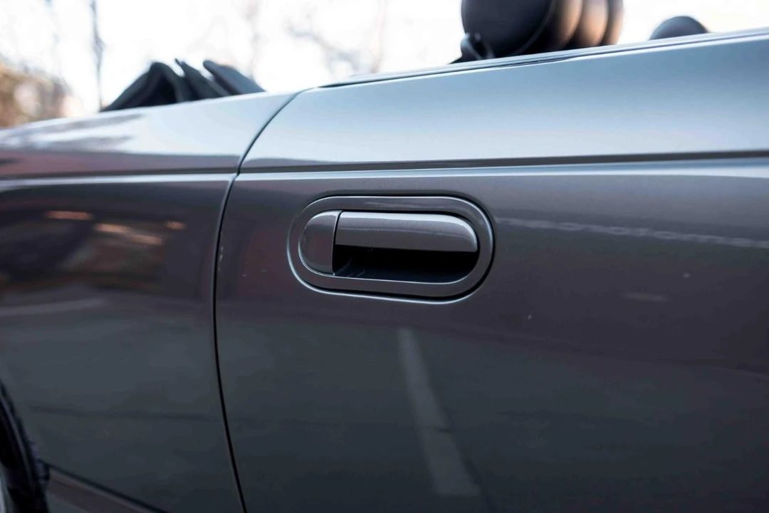2003 Ford Thunderbird 11th Gen - Image 26 of 31