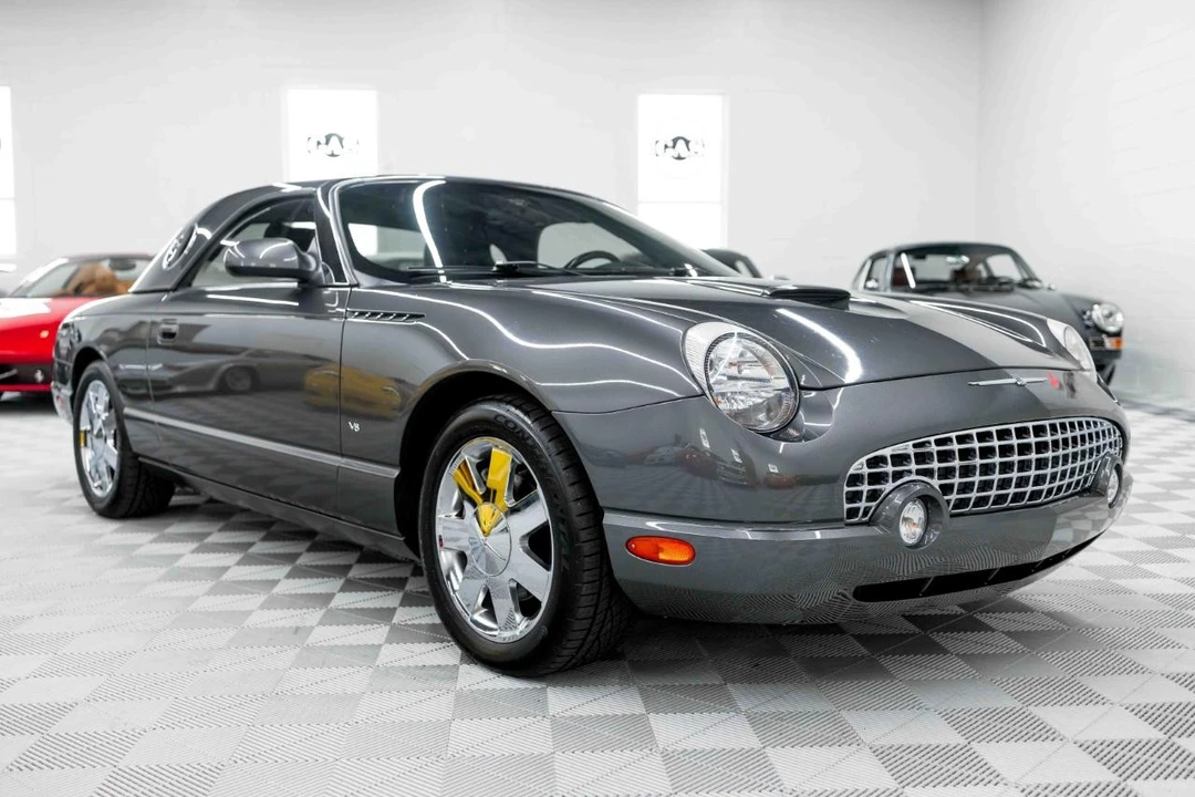 2003 Ford Thunderbird 11th Gen - Image 12 of 31