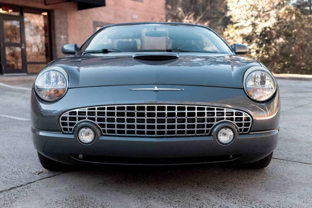 2003 Ford Thunderbird 11th Gen - Image 4 of 31