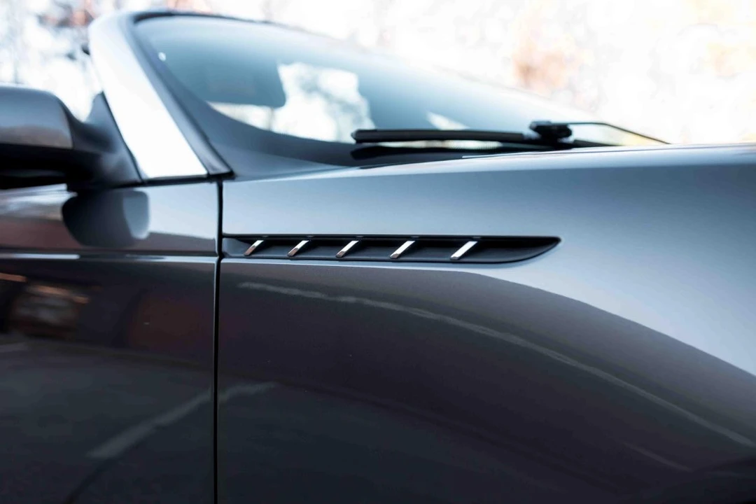 2003 Ford Thunderbird 11th Gen - Image 23 of 31