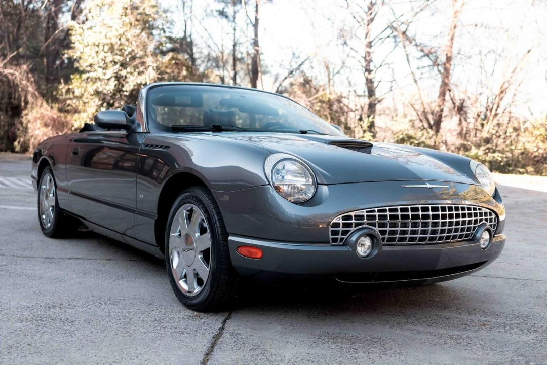 2003 Ford Thunderbird 11th Gen - Image 5 of 31