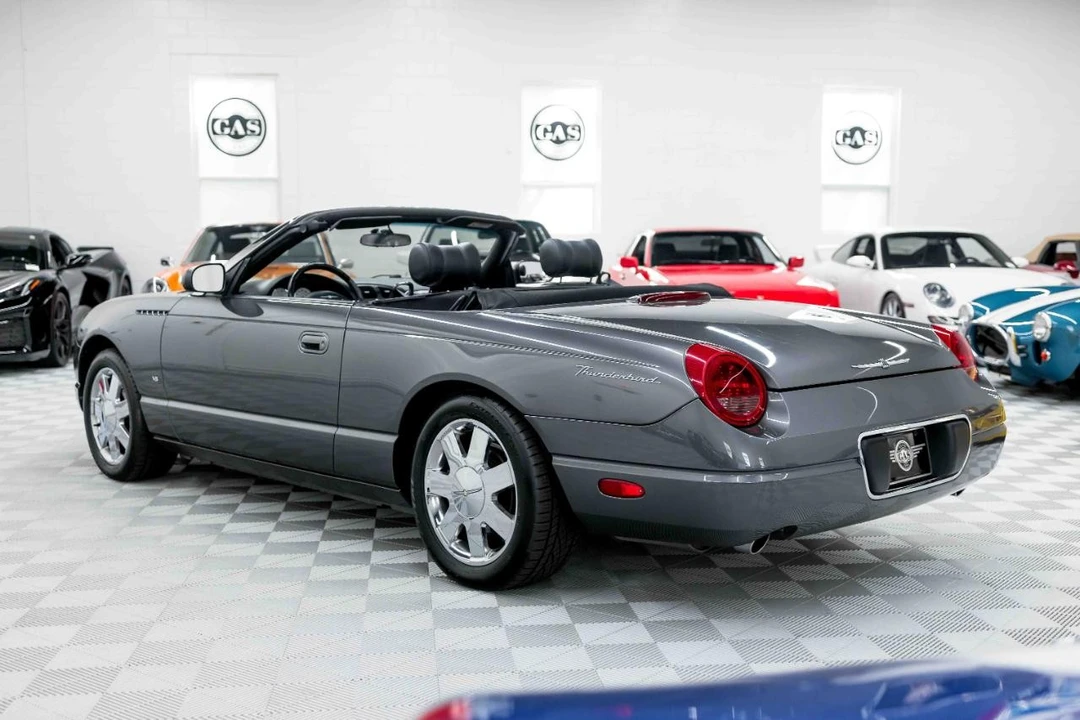 2003 Ford Thunderbird 11th Gen - Image 9 of 31