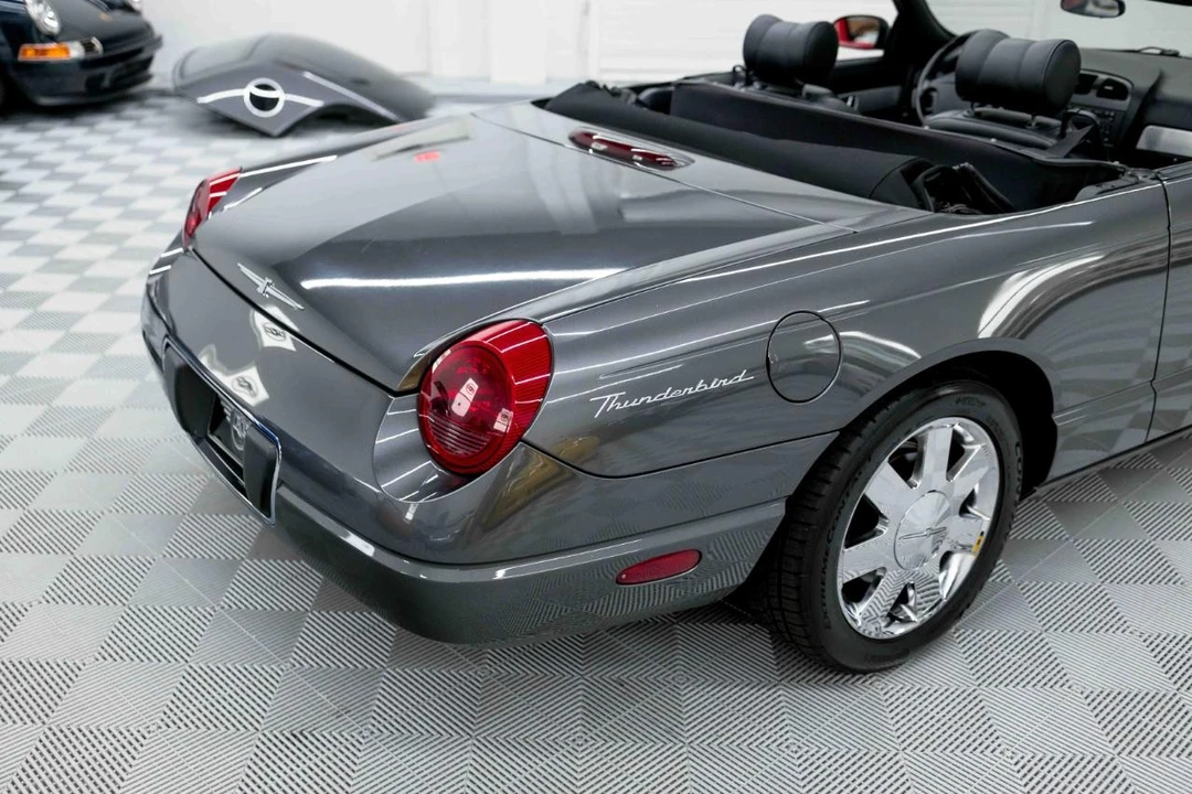 2003 Ford Thunderbird 11th Gen - Image 30 of 31