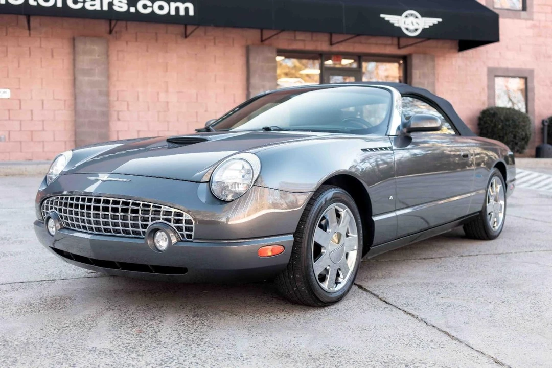 2003 Ford Thunderbird 11th Gen - Image 11 of 31