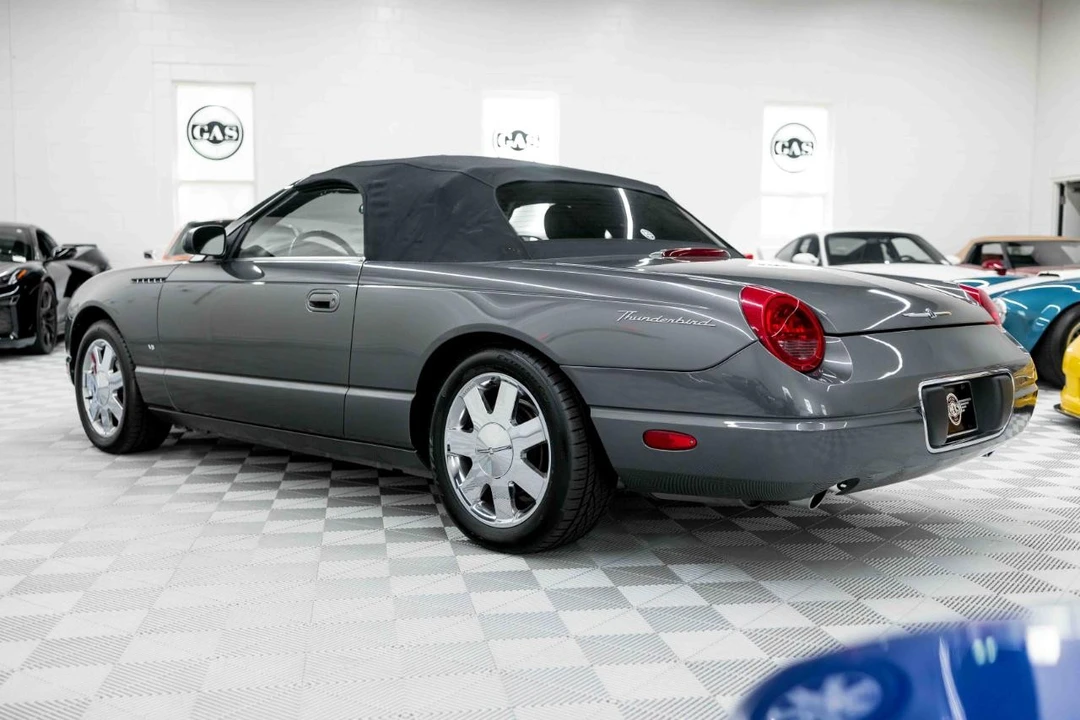 2003 Ford Thunderbird 11th Gen - Image 18 of 31