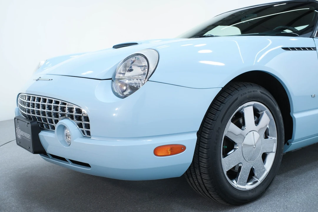 2003 Ford Thunderbird 11th Gen - Image 13 of 21