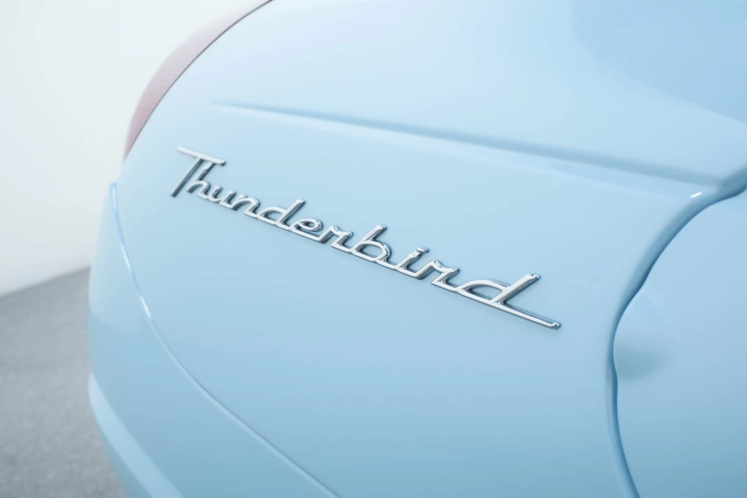 2003 Ford Thunderbird 11th Gen - Image 19 of 21
