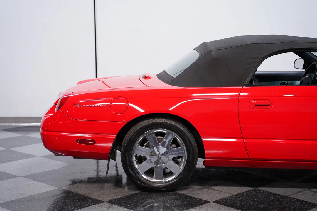 2003 Ford Thunderbird 11th Gen - Image 23 of 31