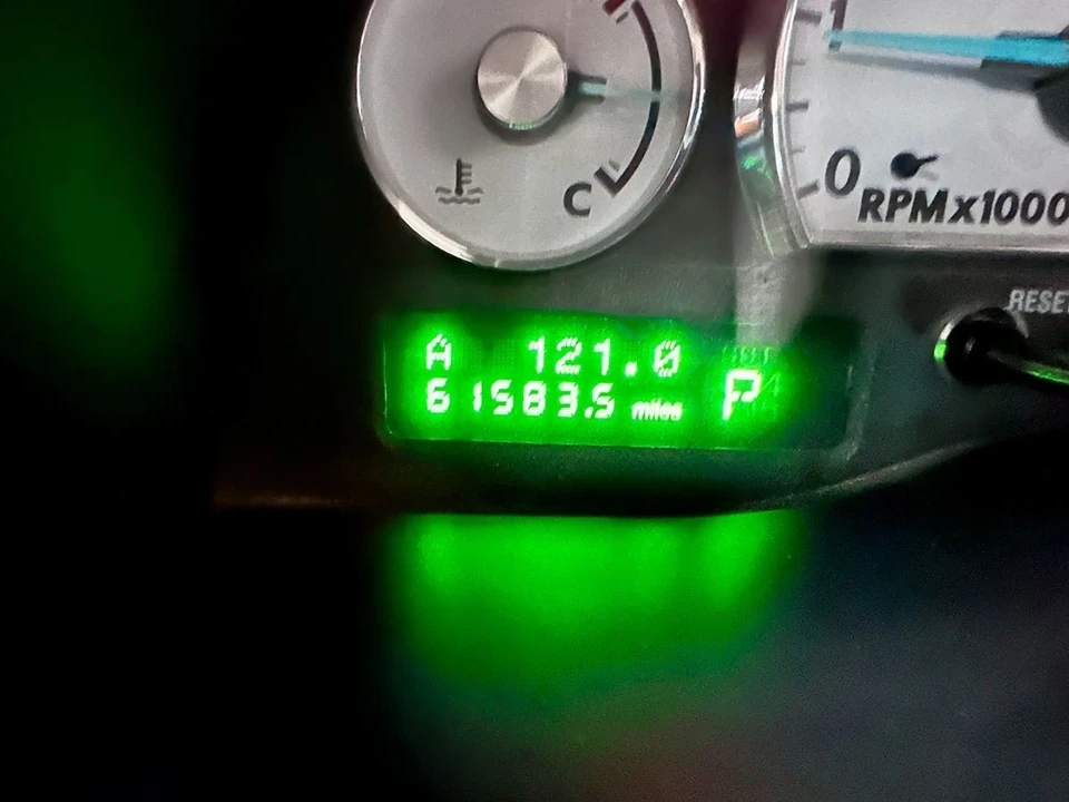 2003 Ford Thunderbird 11th Gen - Image 20 of 21