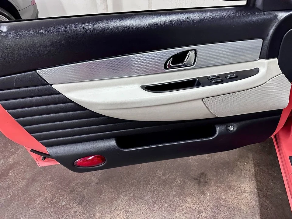 2003 Ford Thunderbird 11th Gen - Image 16 of 21