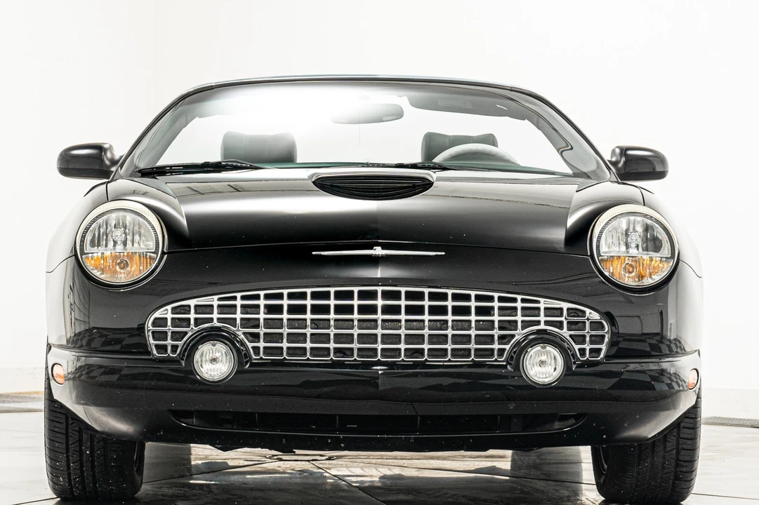 2003 Ford Thunderbird 11th Gen - Image 4 of 21