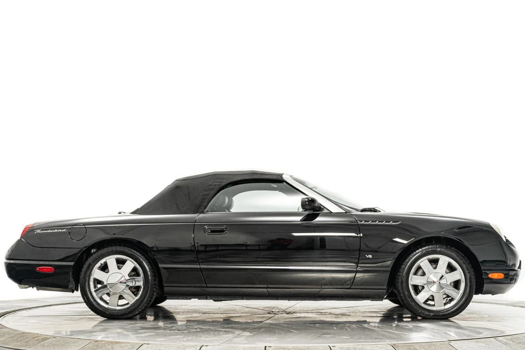 2003 Ford Thunderbird 11th Gen - Image 19 of 21