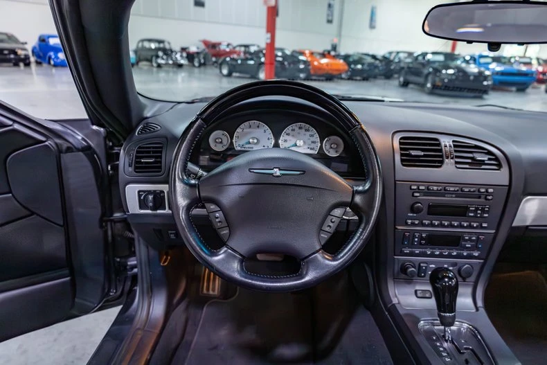 2003 Ford Thunderbird 11th Gen - Image 11 of 31