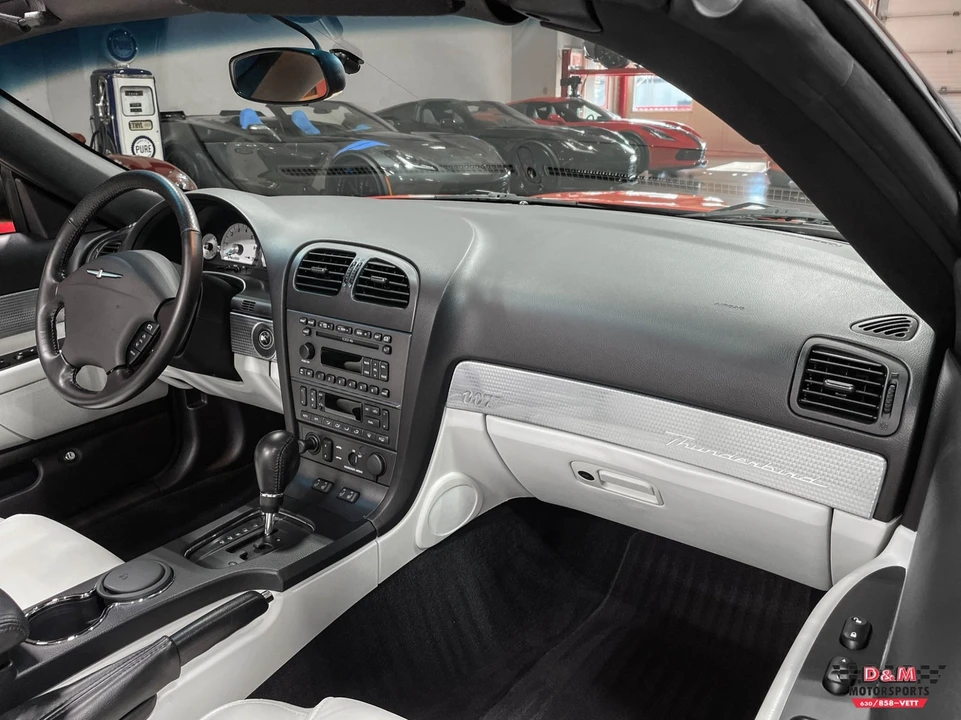 2003 Ford Thunderbird 11th Gen - Image 13 of 21
