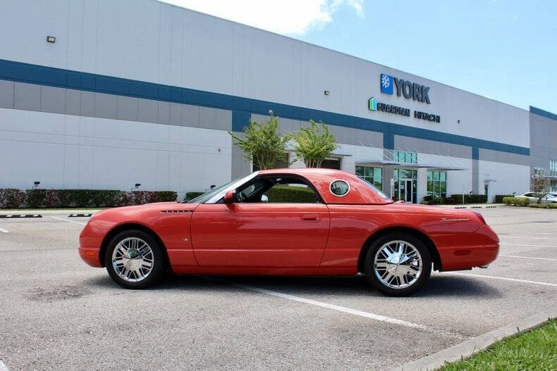 2003 Ford Thunderbird 11th Gen - Image 14 of 31