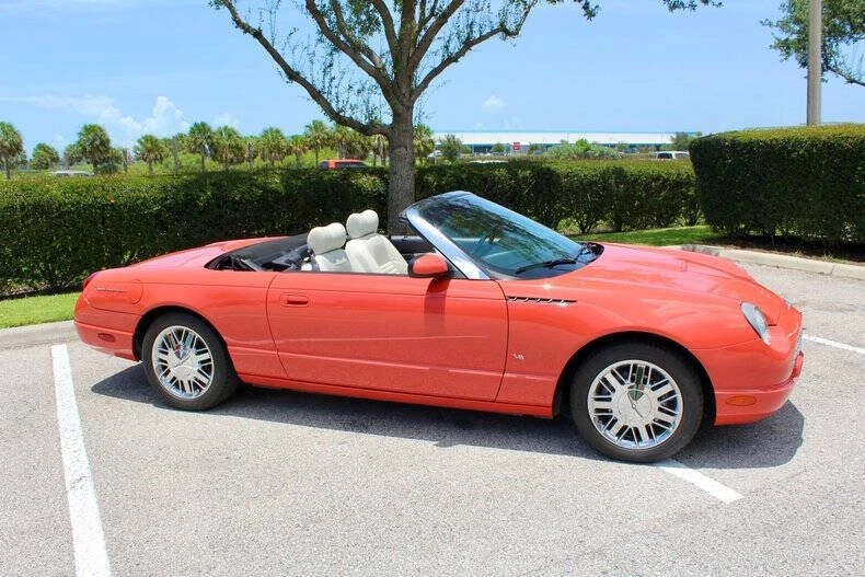 2003 Ford Thunderbird 11th Gen - Image 23 of 31