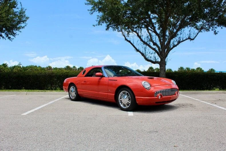 2003 Ford Thunderbird 11th Gen - Image 2 of 31
