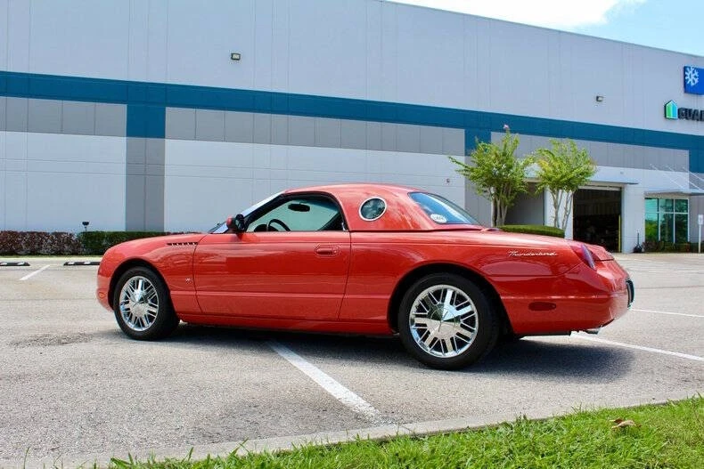 2003 Ford Thunderbird 11th Gen - Image 15 of 31