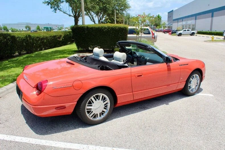2003 Ford Thunderbird 11th Gen - Image 21 of 31