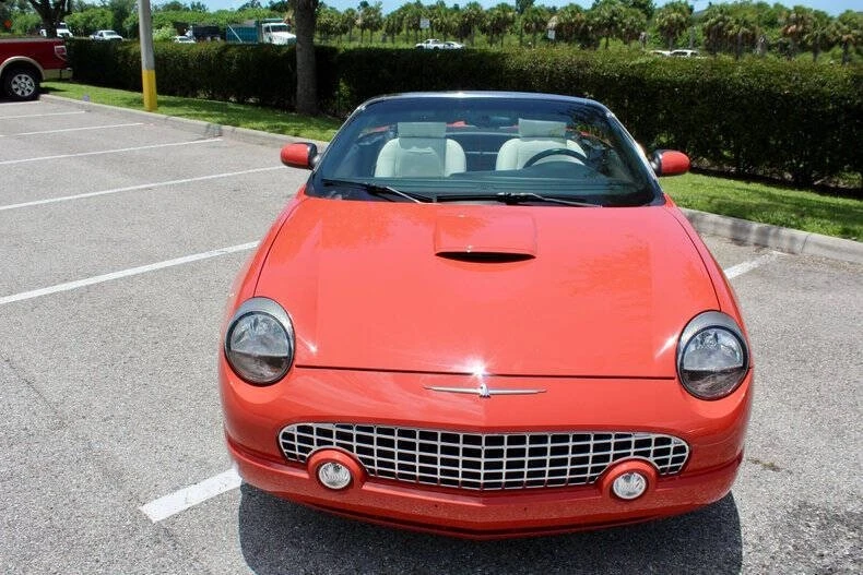 2003 Ford Thunderbird 11th Gen - Image 25 of 31