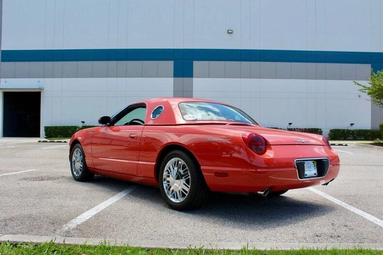 2003 Ford Thunderbird 11th Gen - Image 16 of 31