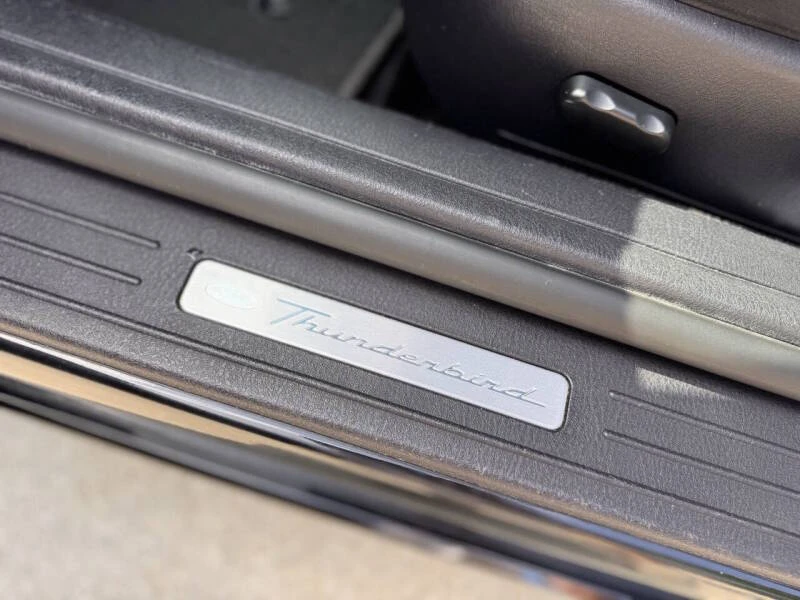 2003 Ford Thunderbird 11th Gen - Image 10 of 31