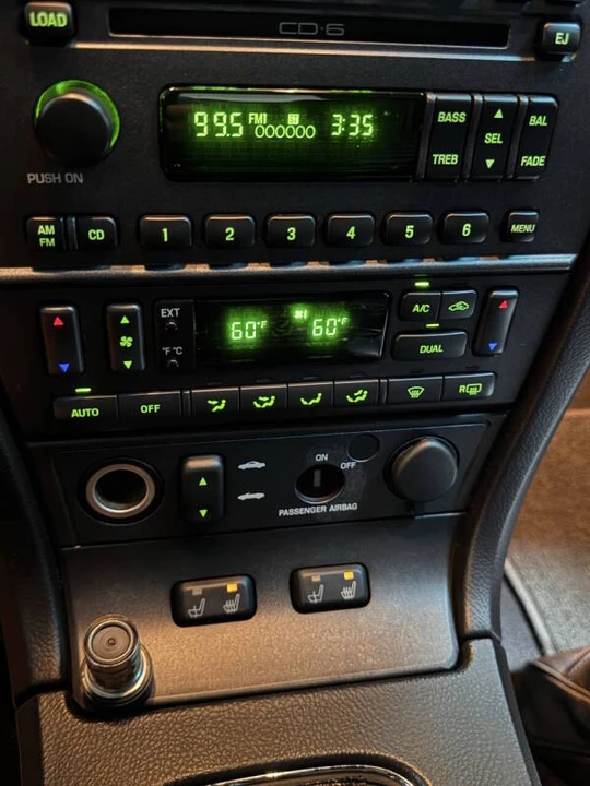 2003 Ford Thunderbird 11th Gen - Image 12 of 31